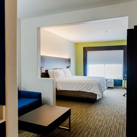 Holiday Inn Express - Andalusia By Ihg Εξωτερικό φωτογραφία