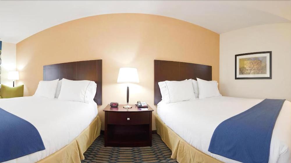 Holiday Inn Express - Andalusia By Ihg Εξωτερικό φωτογραφία