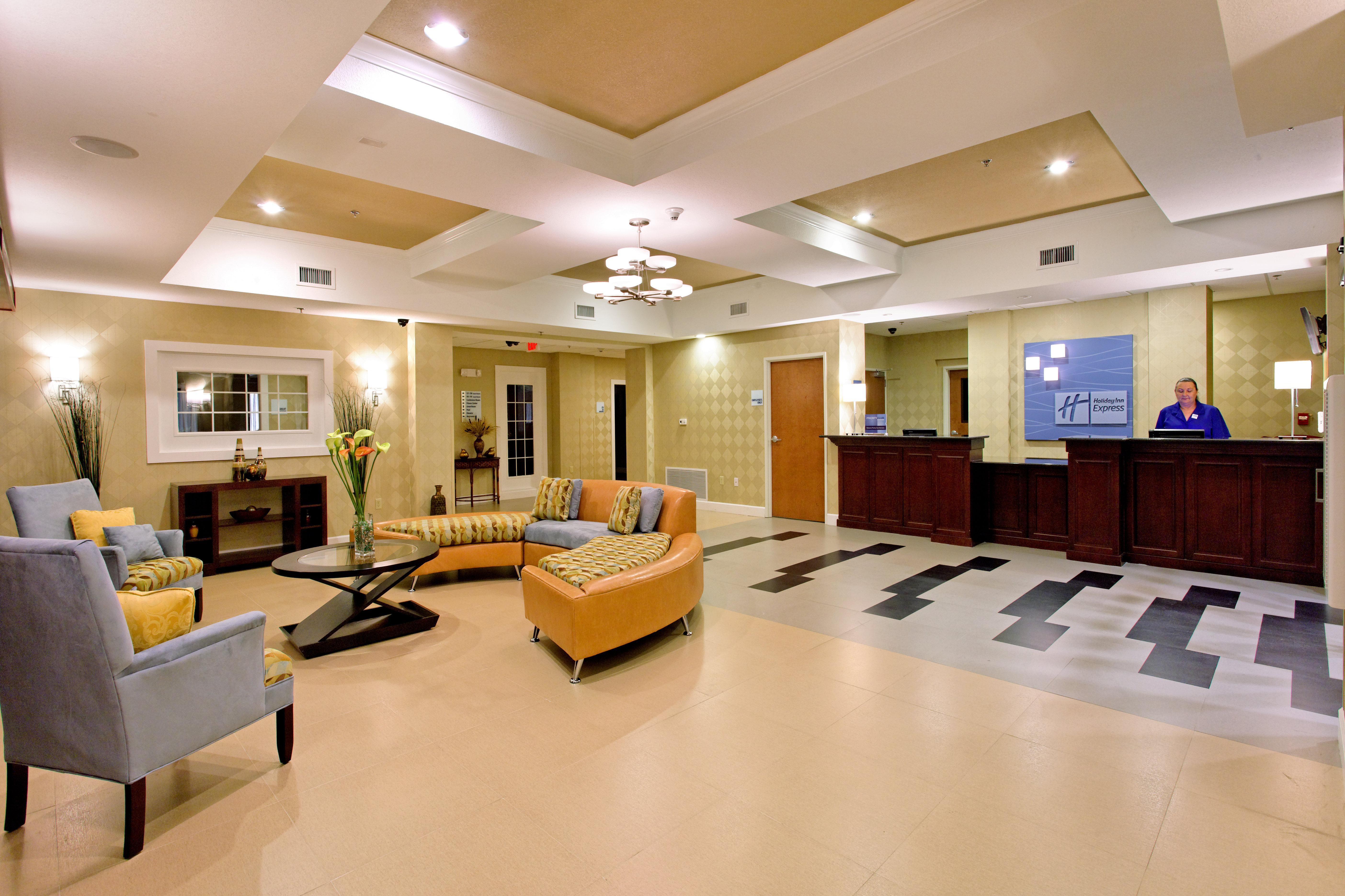 Holiday Inn Express - Andalusia By Ihg Εξωτερικό φωτογραφία
