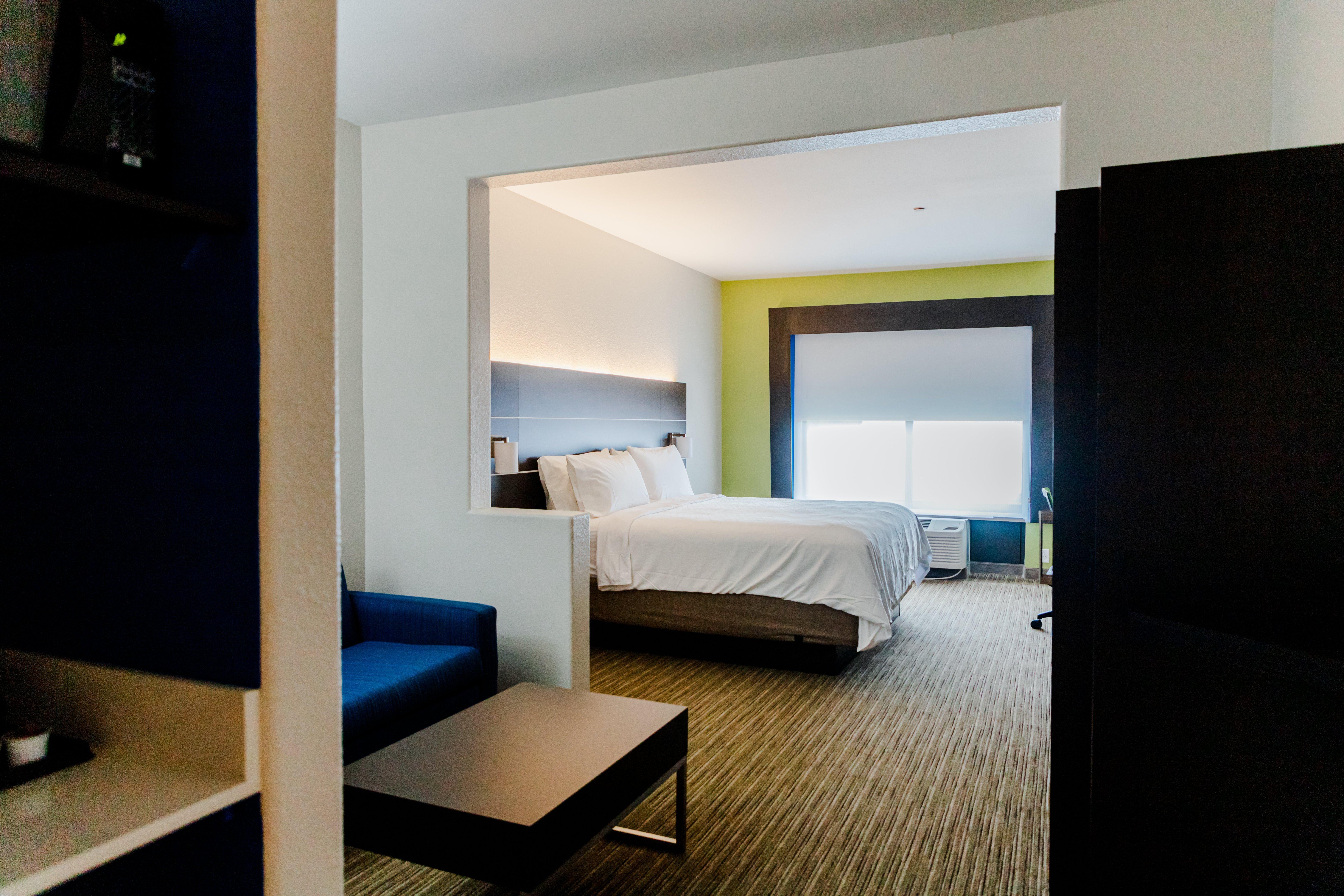 Holiday Inn Express - Andalusia By Ihg Εξωτερικό φωτογραφία